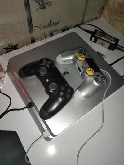 PS4 Slim 500 GB Jailbreak 9.0