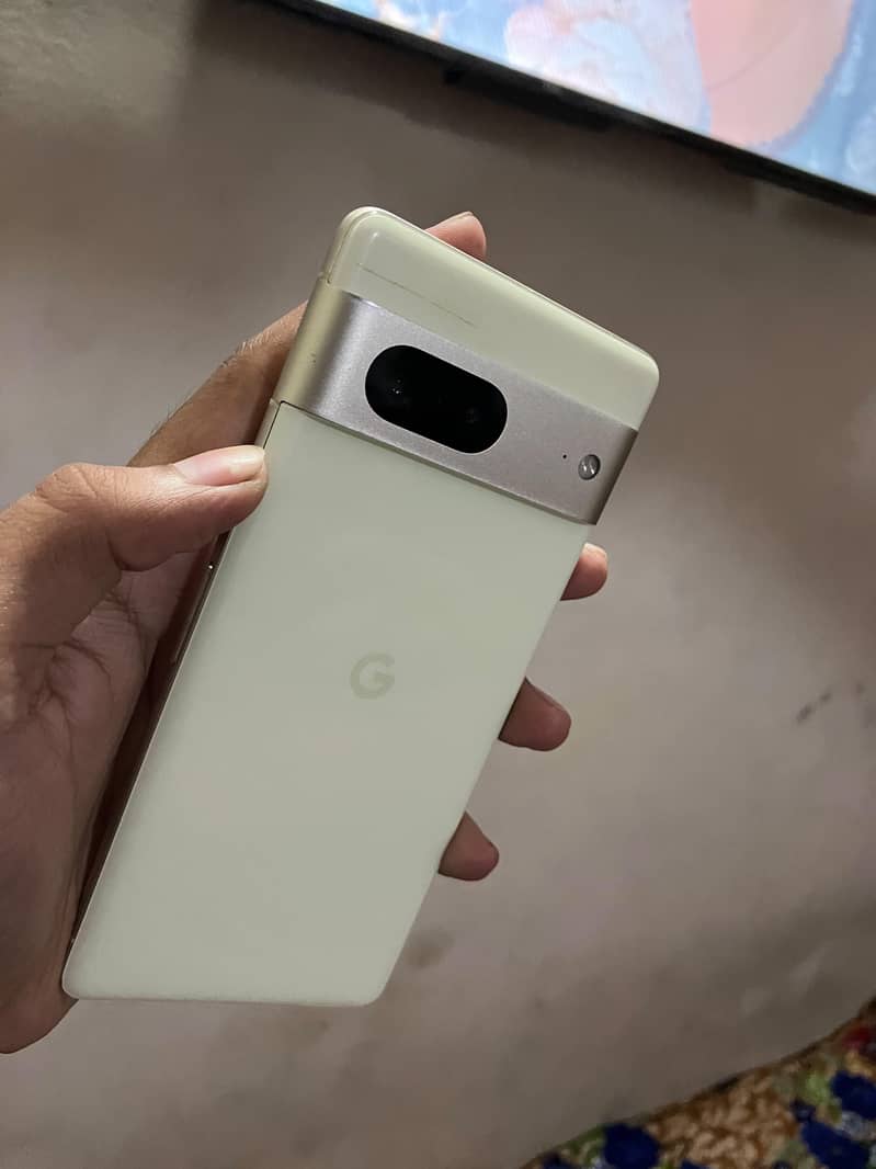 Google Pixel 7 6