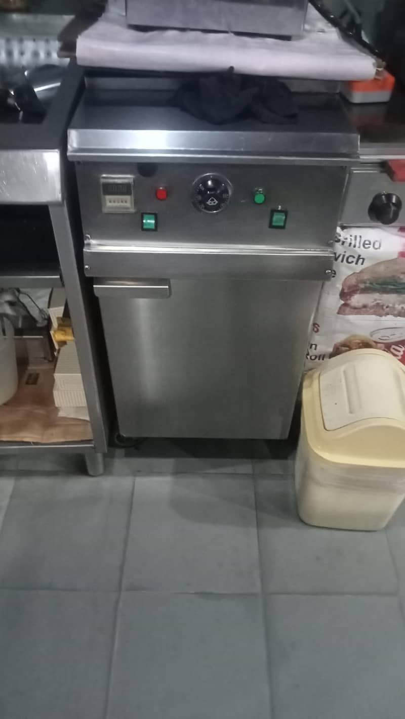 Automatic Deep fryer 0