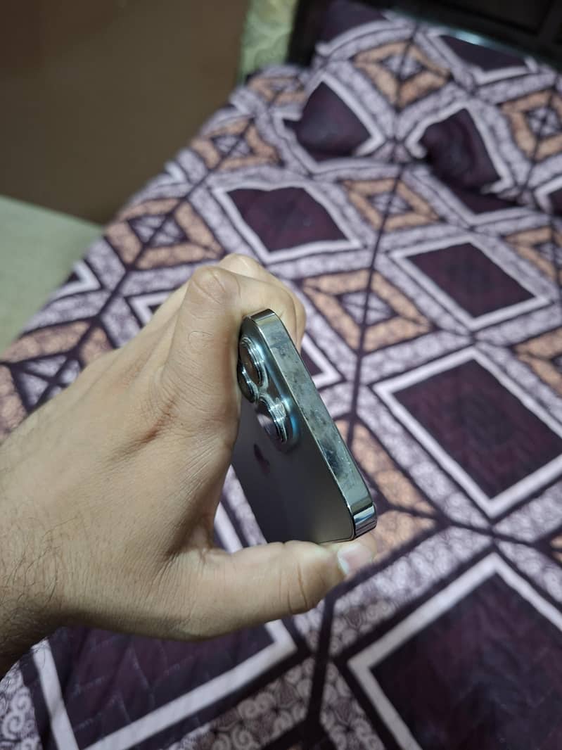 Apple iPhone 13 Pro 1