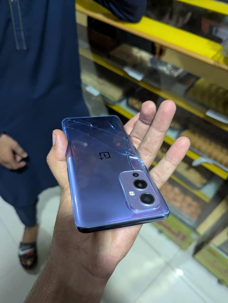 One Plus 9 12