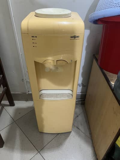 Water dispenser