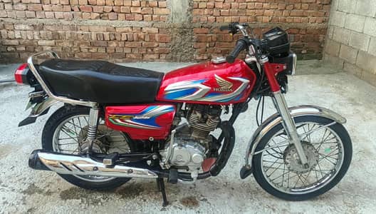 Honda CG 125 2022 Model – Islamabad Number – Excellent Condition