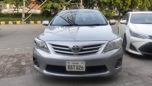 Toyota Corolla GLI 1.6 Automatic 2013
