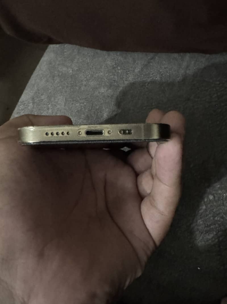 Apple iPhone 12 Pro 1