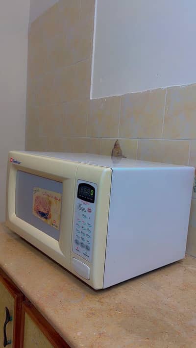 microwave oven