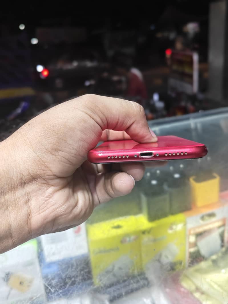 Apple iPhone 11 0