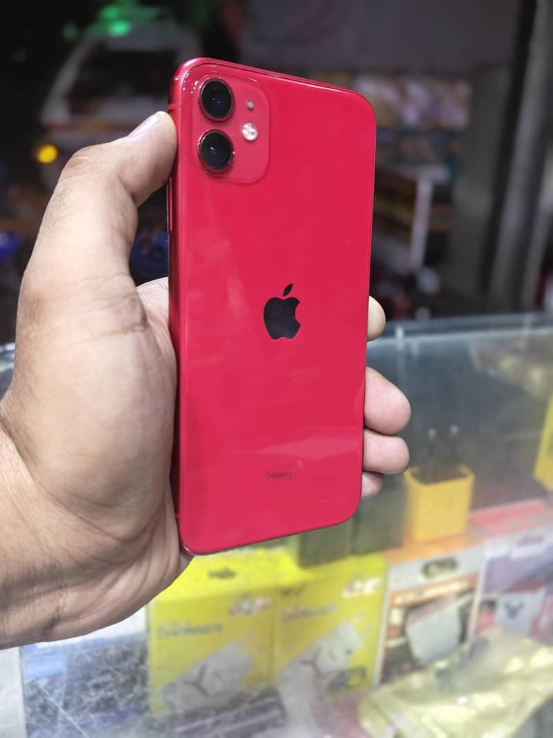 Apple iPhone 11 4