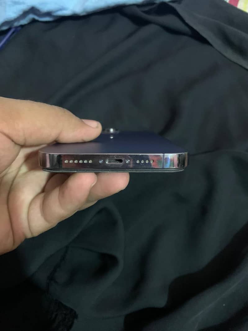 Apple iPhone 14 Pro Max 4