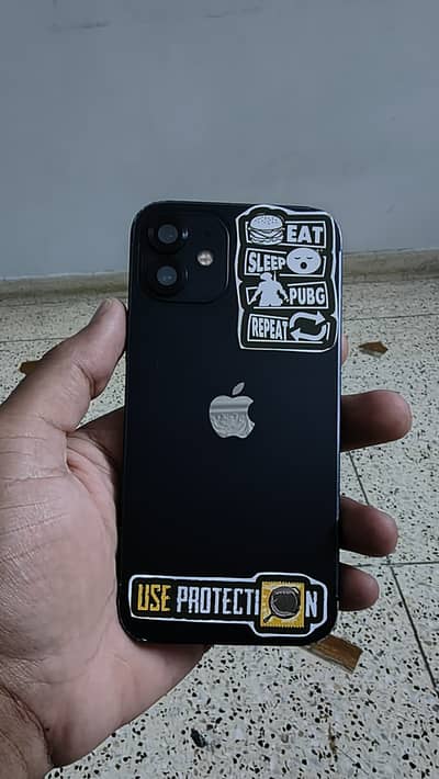 Apple iPhone 12 factory unlock