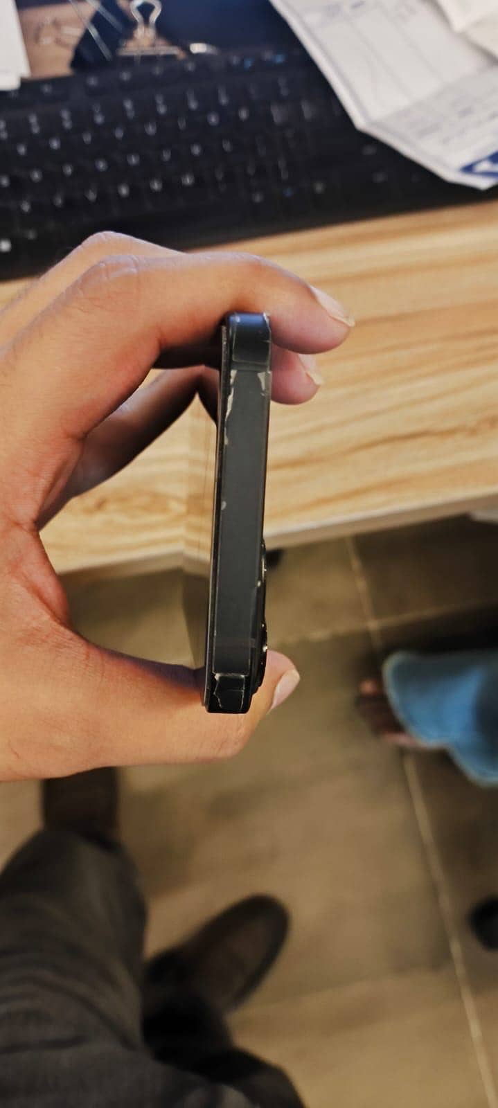 Apple iPhone 13 4