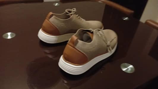 casual shoes