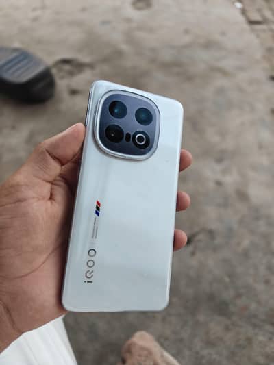 Vivo iQOO 13 16/512