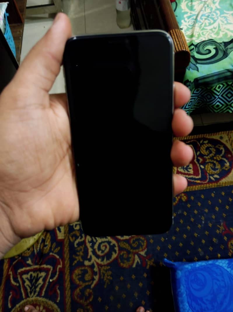 Apple iPhone X 6