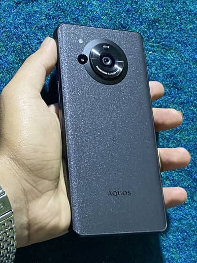Aquos R7 12/256 Official PTA