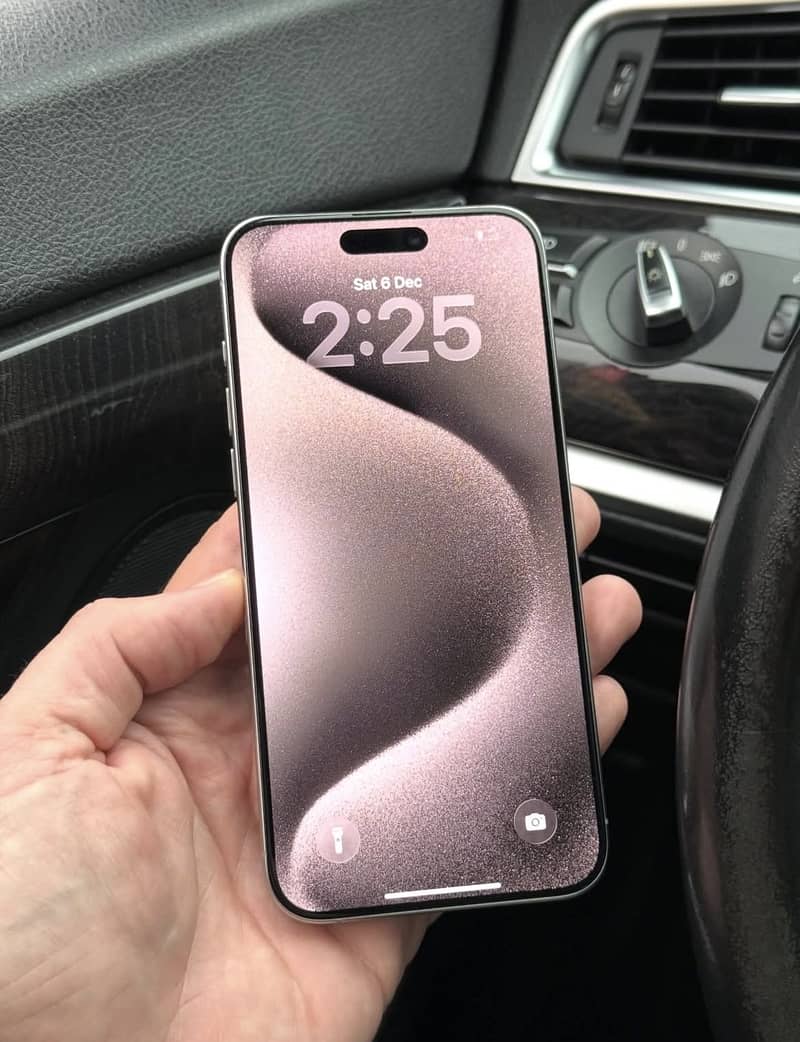 Apple iPhone 15pro max 7