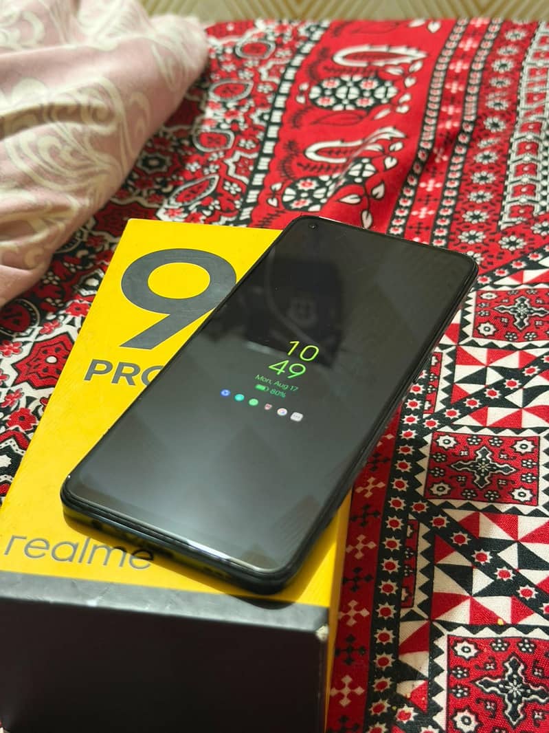 Realme 9 Pro Plus 4