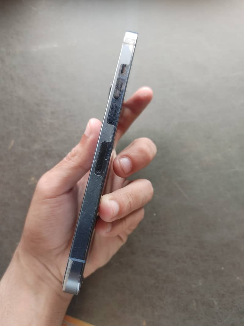 Apple iPhone 13 Pro 3