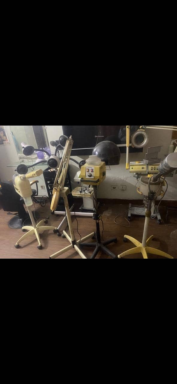 parlour 4