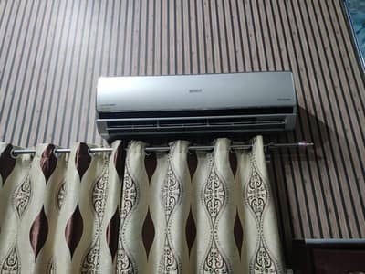 Orient 1.5 ton inverter Ac