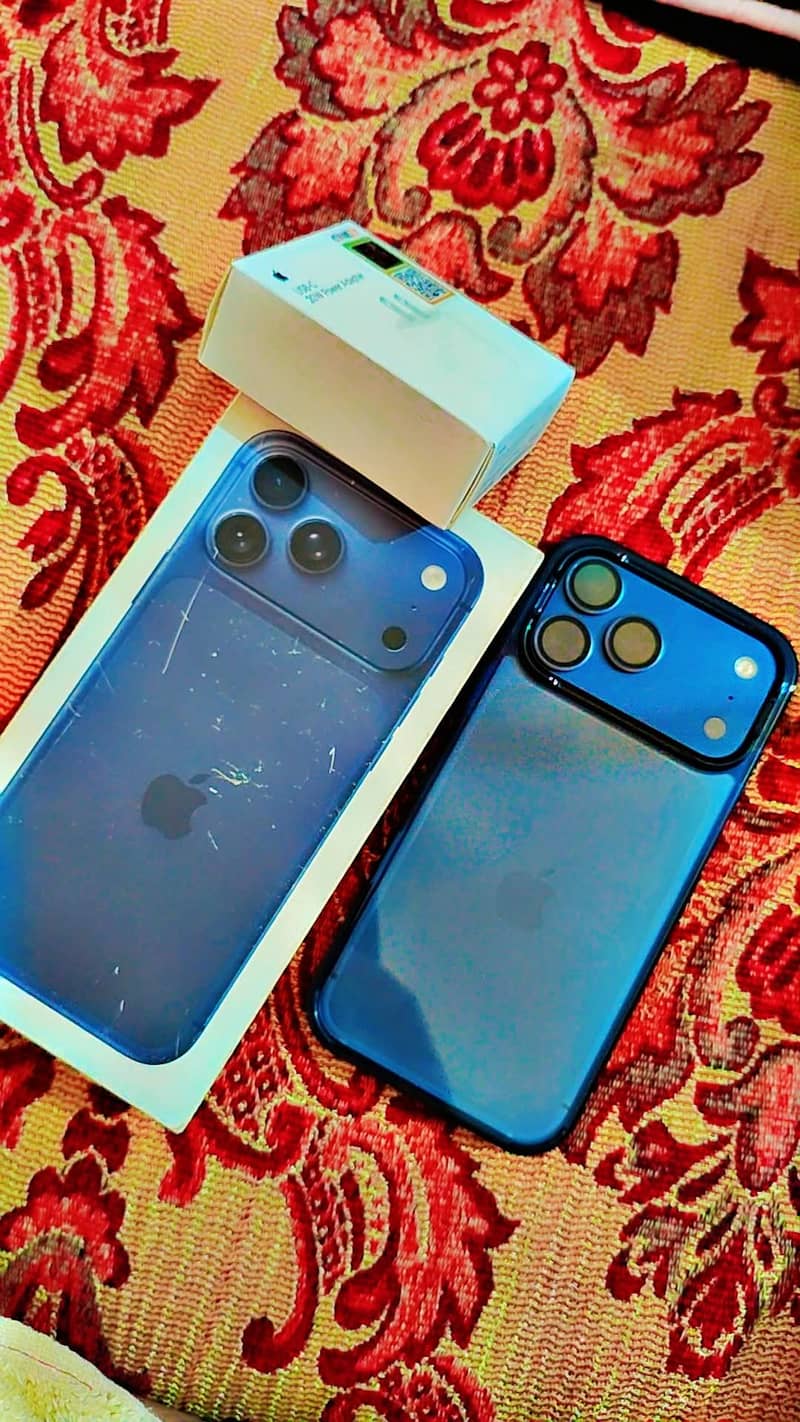 Apple iPhone 17 Pro Max 0