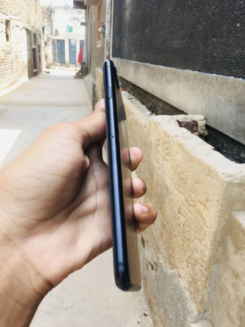Apple iPhone 7 Plus 7
