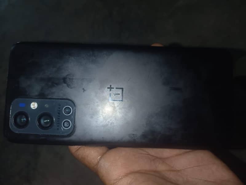 One Plus 9 Pro 1