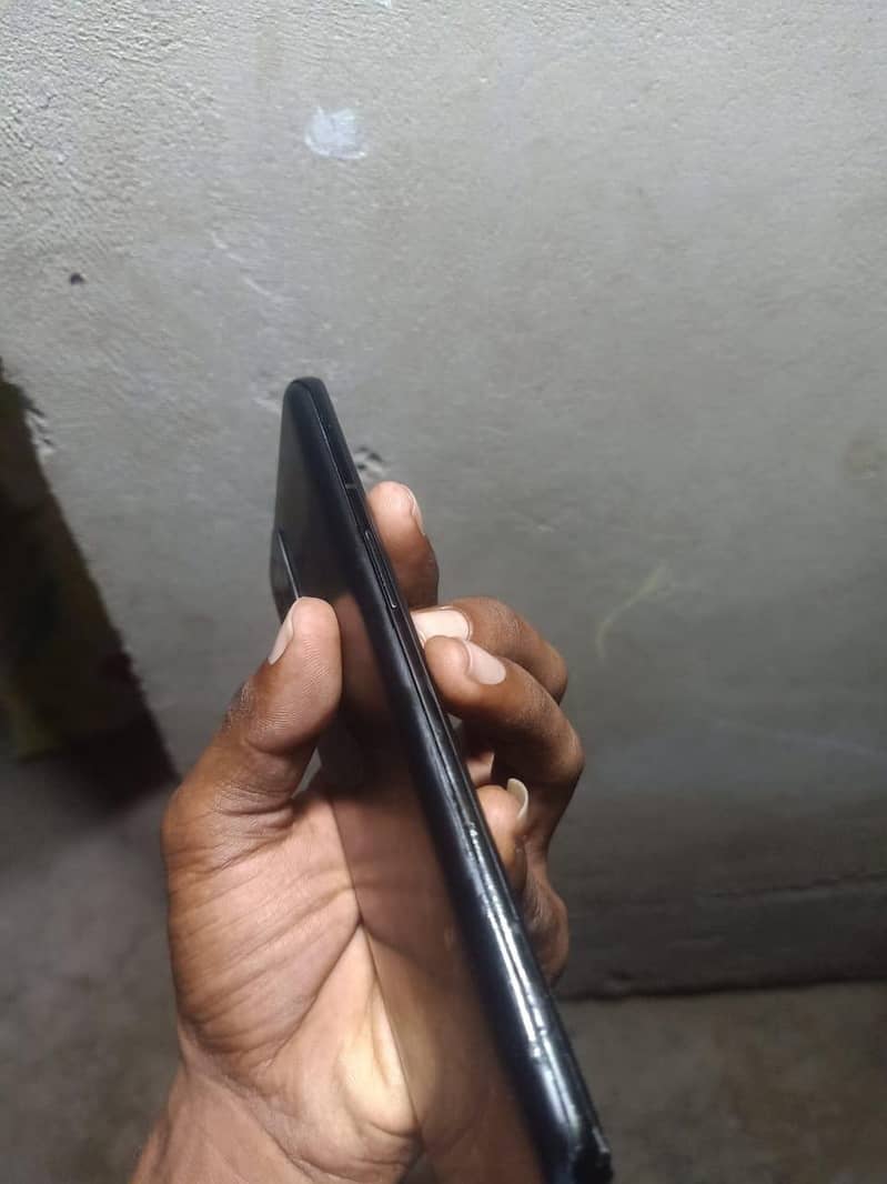 One Plus 9 Pro 7