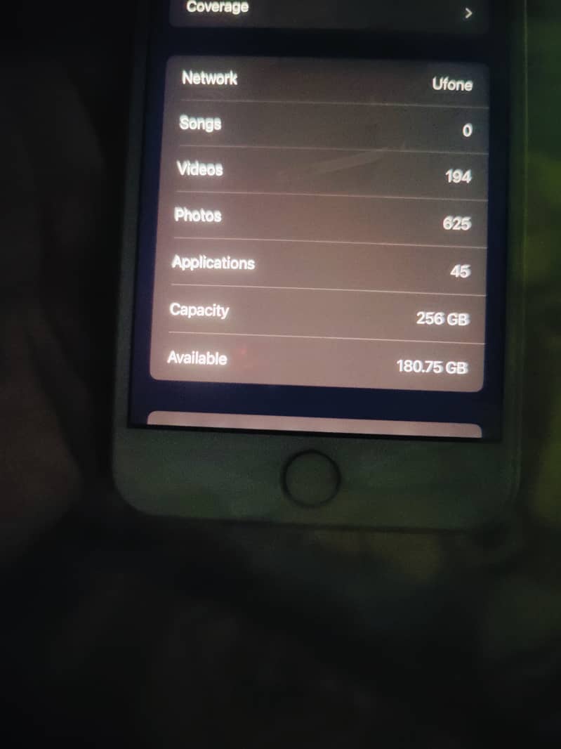 Apple iPhone 8 Plus 3
