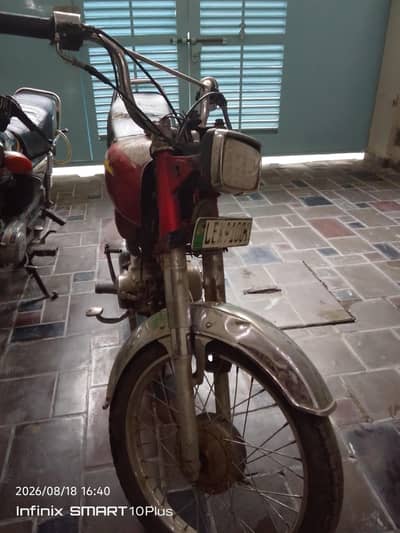 sasti bike