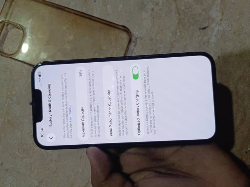 Apple iPhone 13 7