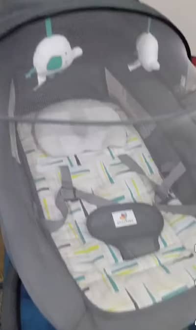 Electric swing like new condition