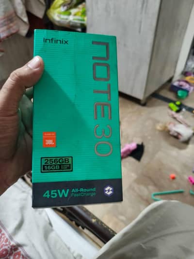 Infinix Note 30