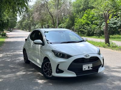 TOYOTA YARIS HATCHBACK