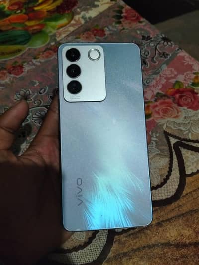 Vivo V27e