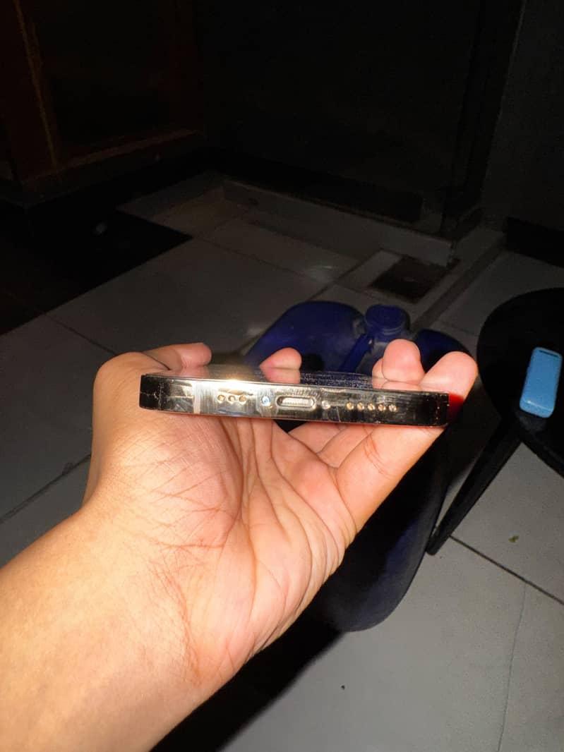 iPhone 12 Pro 2