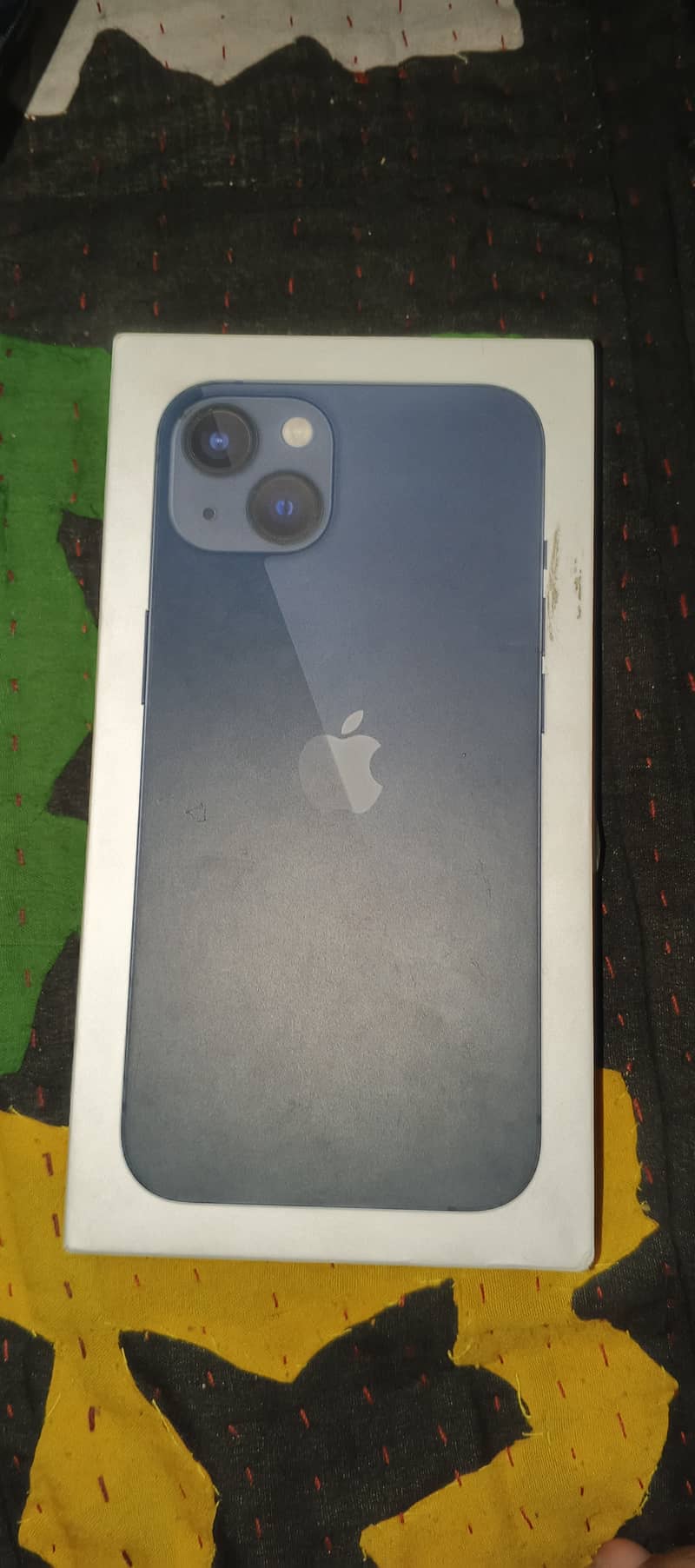 Apple iPhone 13 1
