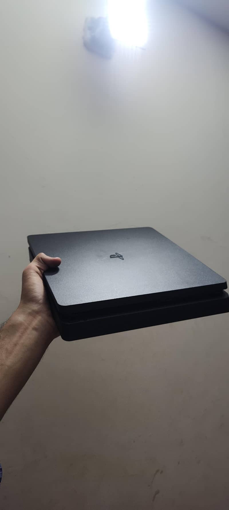ps4 slim 1