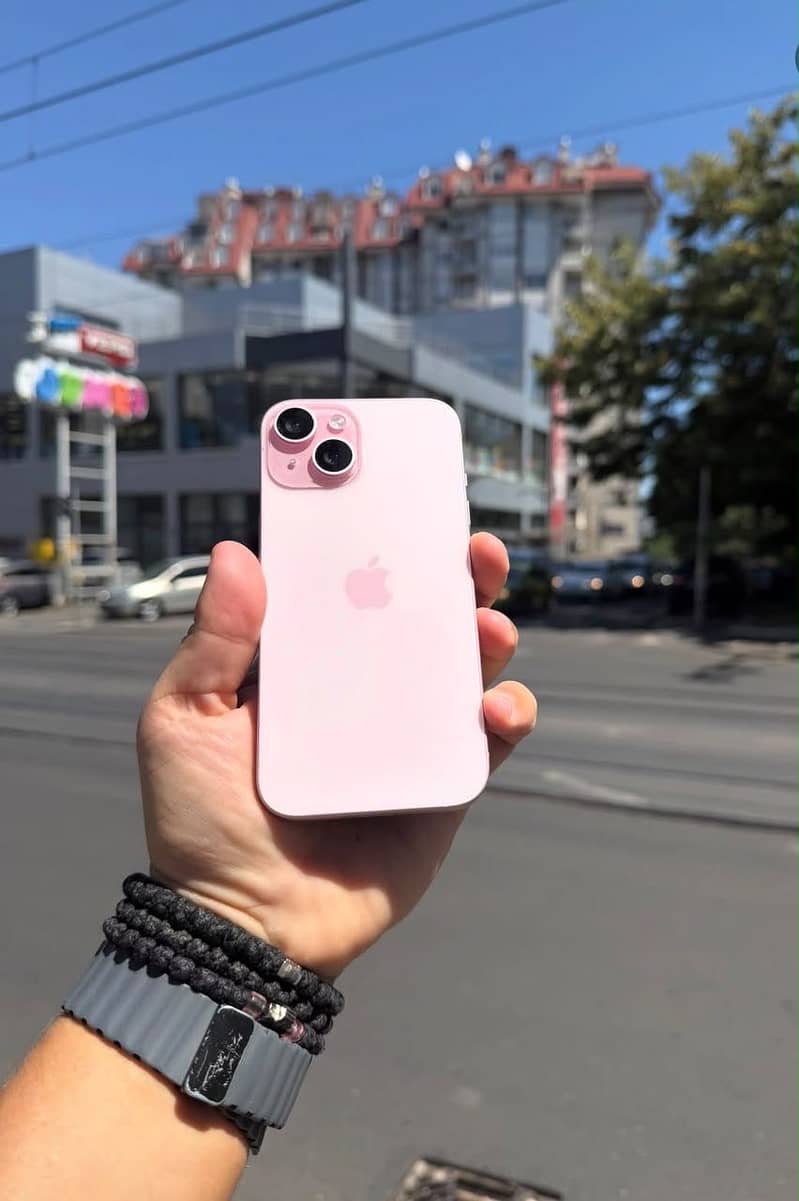 Apple iPhone 15 1