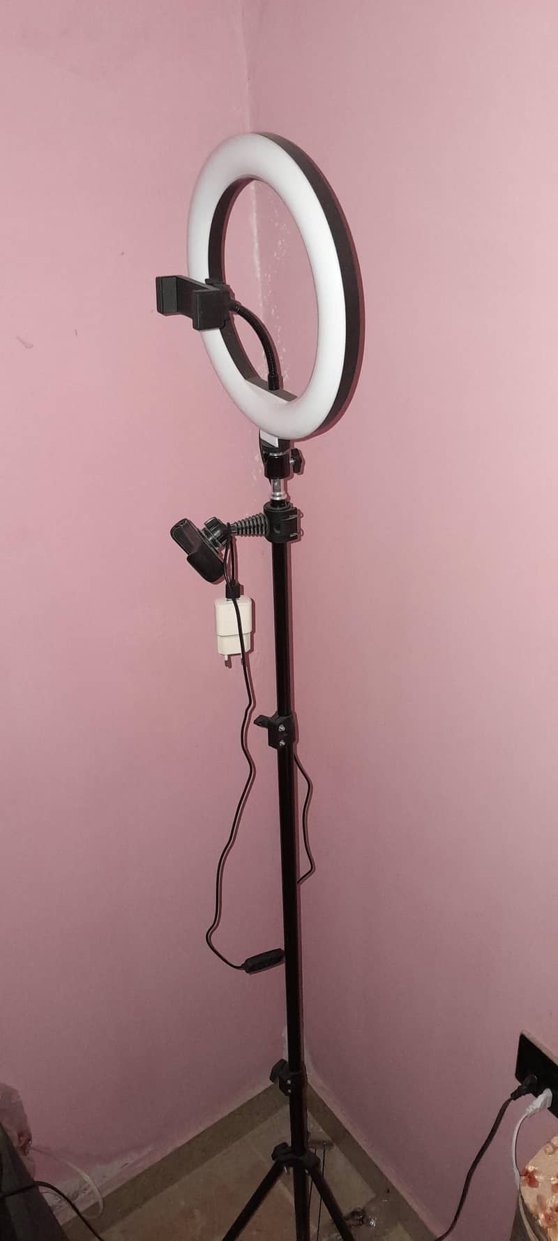 mobile stand 0