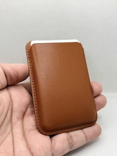 Leather Magsafe wallet for Apple and Samsung phones