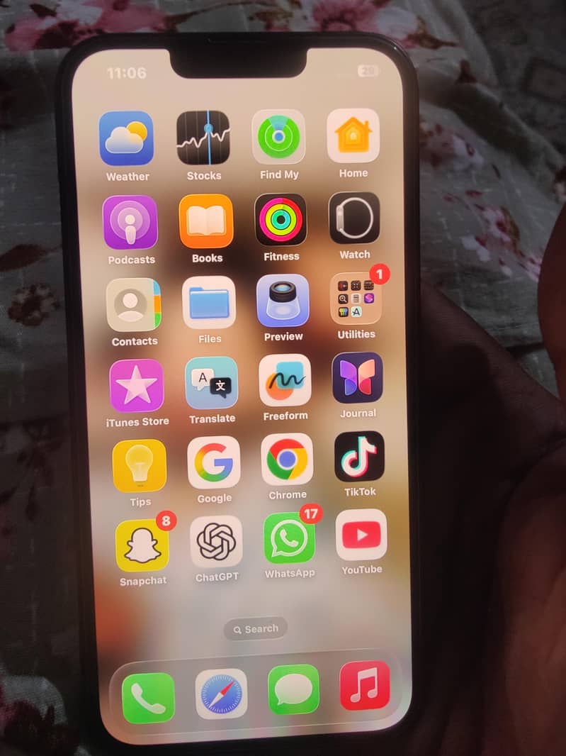 Apple iPhone 13 5