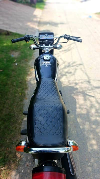 Honda CG125 2025