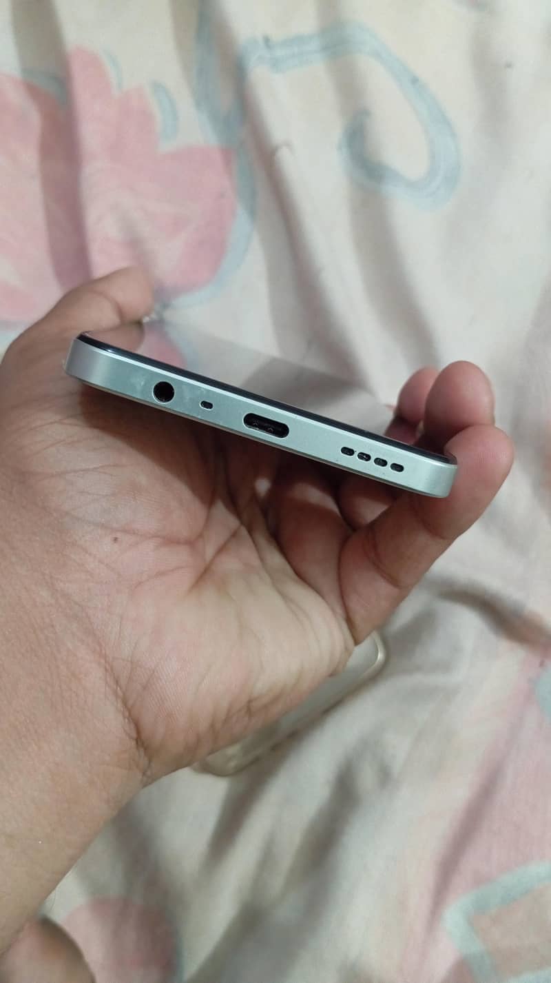 Realme Note 60x 2