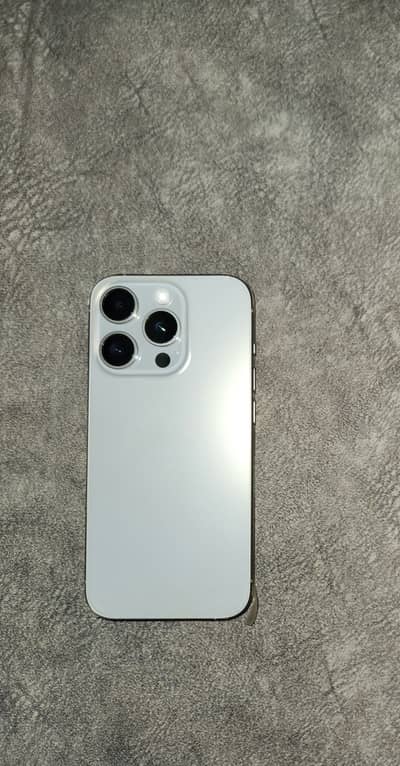 Apple iPhone 15 Pro