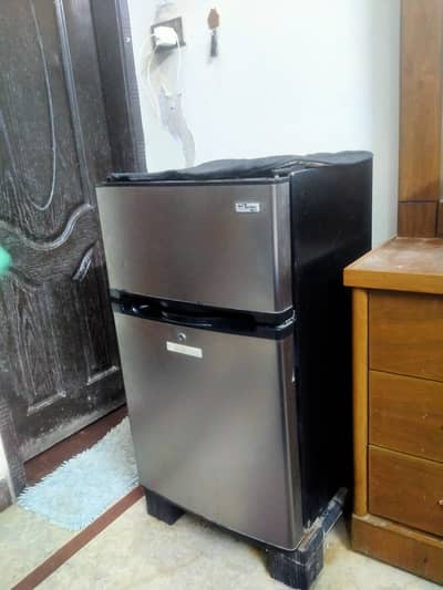 Room fridge