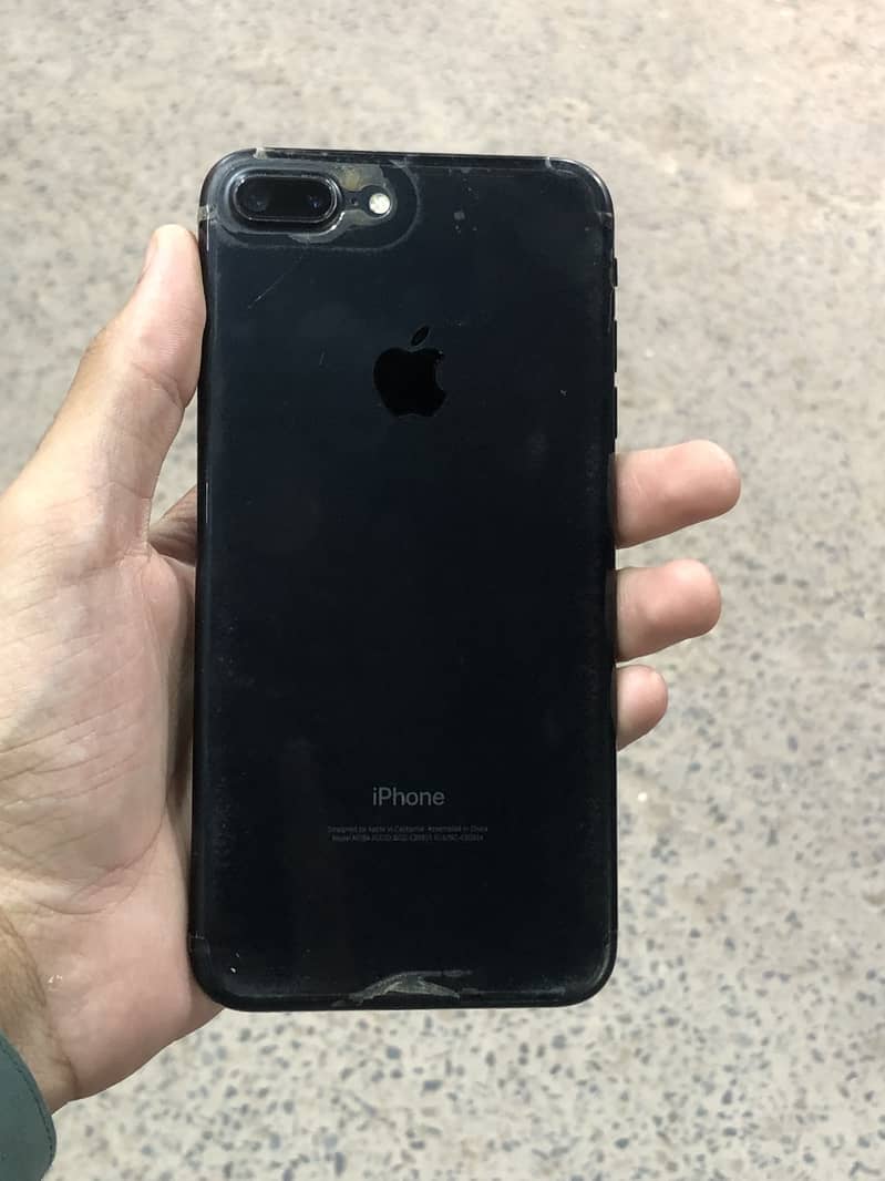 Apple iPhone 7 Plus 0