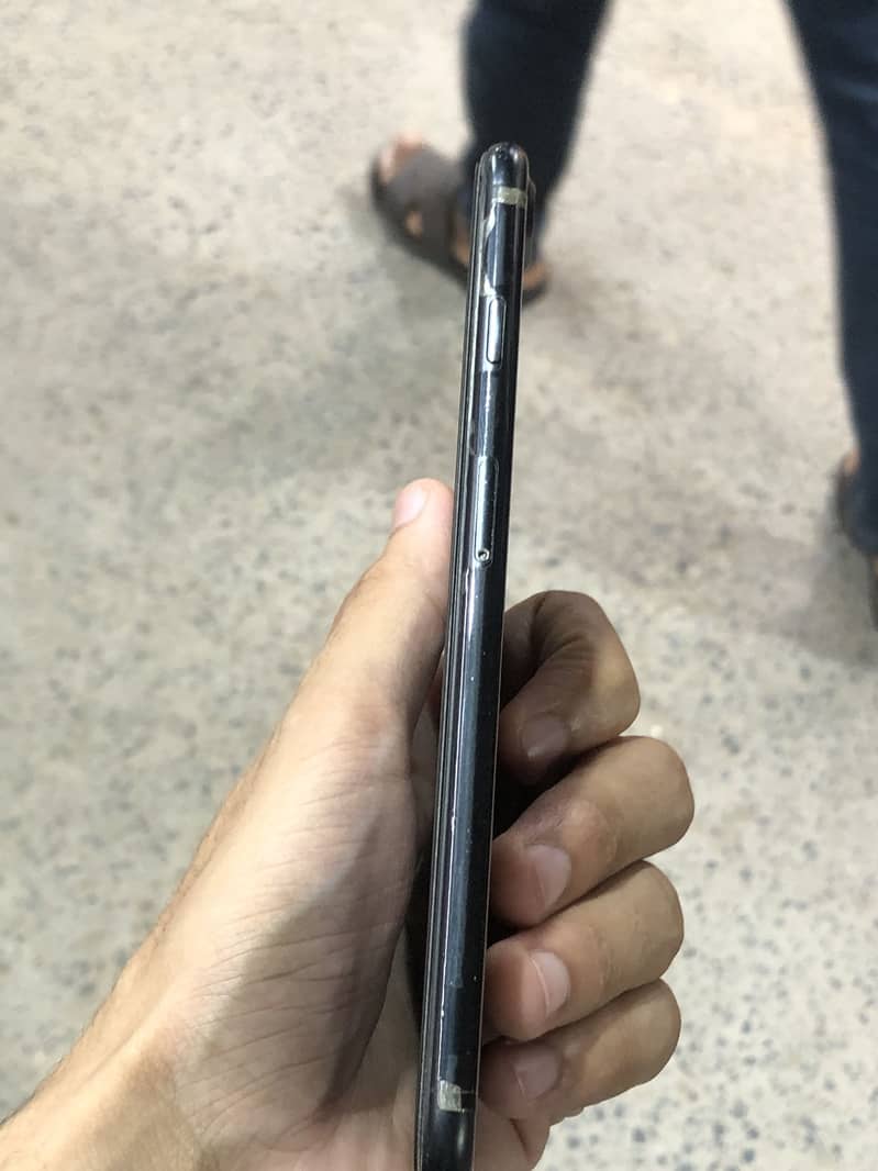 Apple iPhone 7 Plus 2