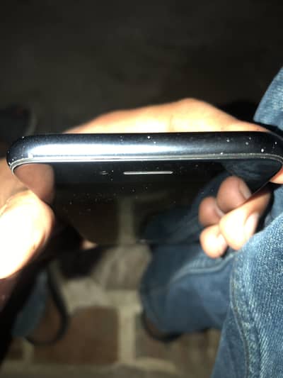 Apple iPhone 7
