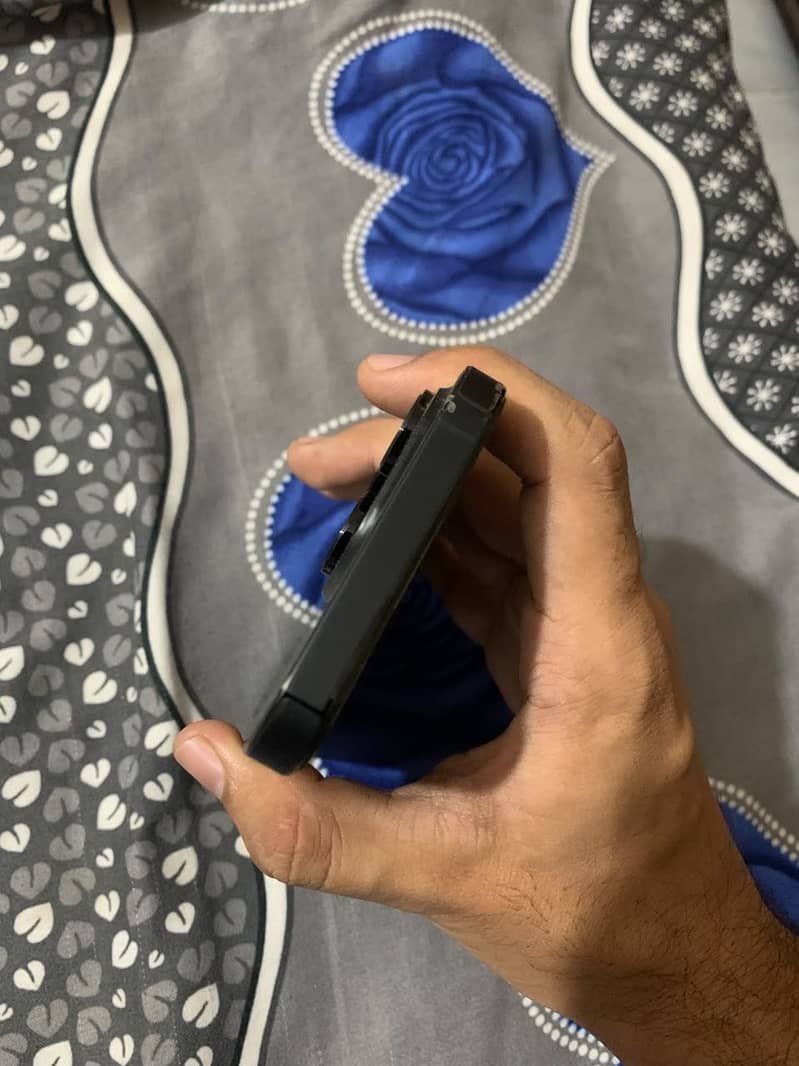 Apple iPhone 14 Pro 1